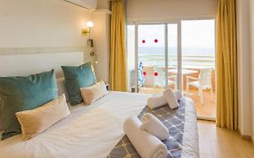 New Studio In Stella Maris With Stunning Sea Views